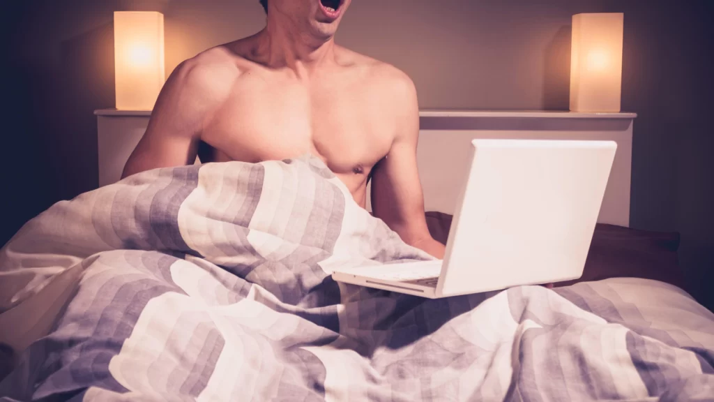 Почему мужчины смотрят порно? Подробности статистики просмотров