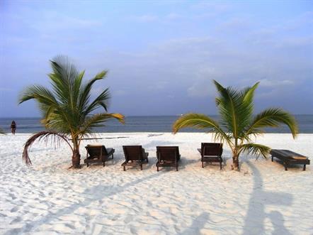 Работа для девушек в Габоне