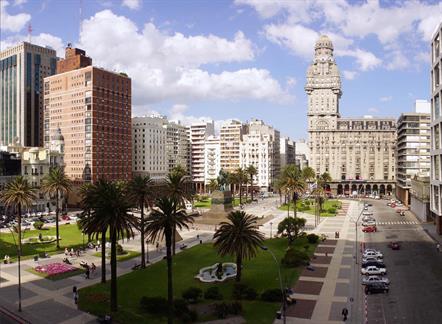 Работа для девушек в Уругвае